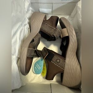 BZees Women's Jive Sport Sandal Coffee/Copper